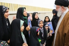 دیدار فرزندان شهدای امنیت با رهبر انقلاب