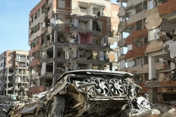 آلام زلزله‌زدگان سرپل‌ذهابی ۷ ساله شد