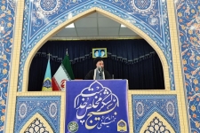 آیین برگزاری نماز جمعه سرپل‌ذهاب به روایت تصویر