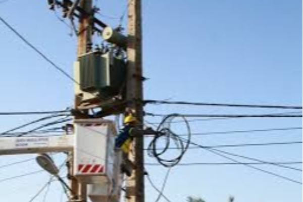 جمع‌آوری ۷۵۰ مورد انشعاب برق غیر مجاز در سرپل‌ذهاب