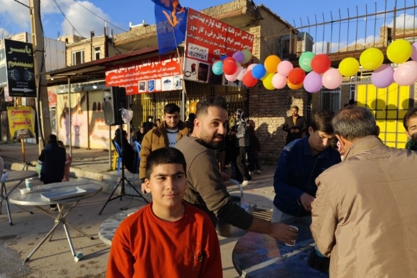 مشتاقان ظهور غرق در شادی و شور/ سرپلذهابی ها نیمه شعبان را جشن گرفتند