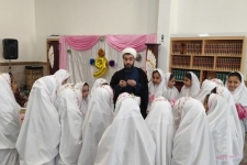 جشن تکلیف دانش‌آموزان دبستان ۱۷ شهریور سرپل ذهاب برگزار شد