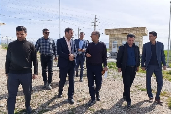 بازدید فرماندار شهرستان از بخش‌های مختلف طرح سامانه گرمسیری