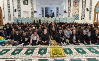 آیین برگزاری نماز جمعه سرپل ذهاب به روایت تصویر