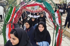 اعزام نخستین کاروان راهیان نور دانش‌آموزی سرپل‌ذهاب به مناطق عملیاتی غرب کشور 