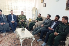 دلجویی مسئولان سرپل ذهاب از خانواده شهدای حملات رژیم صهیونیستی