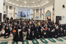 نور ولادت حضرت زهرا (س) در حرم احمد ابن اسحاق (ره)