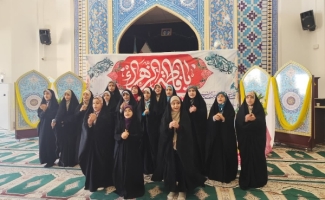 مراسم باشکوه میلاد حضرت فاطمه زهرا (س) در حرم احمد ابن اسحاق (ره) برگزار شد