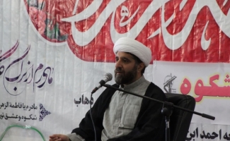 نور ولادت حضرت زهرا (س) در حرم احمد ابن اسحاق (ره)