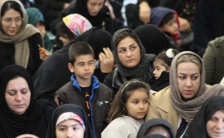 مراسم باشکوه میلاد حضرت فاطمه زهرا (س) در حرم احمد ابن اسحاق (ره) برگزار شد