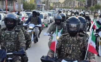 رژه موتورسواران همزمان با فرارسیدن دهه فجر در سرپل ذهاب برگزار شد.