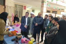 برپایی نمایشگاه آثار علمی اعضای کانون پرورش فکری به مناسبت دهه فجر