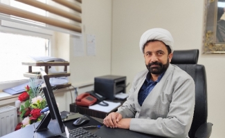 اجرای طرح «ضیافت الهی» در ۳۰ بقعه متبرکه کرمانشاه/ اعزام ۳۰ مبلغ و برگزاری محافل قرآنی و توزیع بسته‌های معیشتی