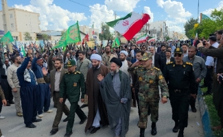 همزمان با میلاد امام رضا (ع)؛ اجتماع مردمی و رزمایش فرهنگی در سرپل‌ذهاب برگزار شد