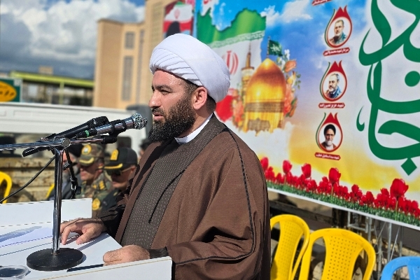 سخنرانی حجت‌الاسلام فاطمی‌نسب در اجتماع جان‌فدایان سرپل‌ذهاب؛ تأکید بر تداوم حضور مردمی و حفظ وحدت