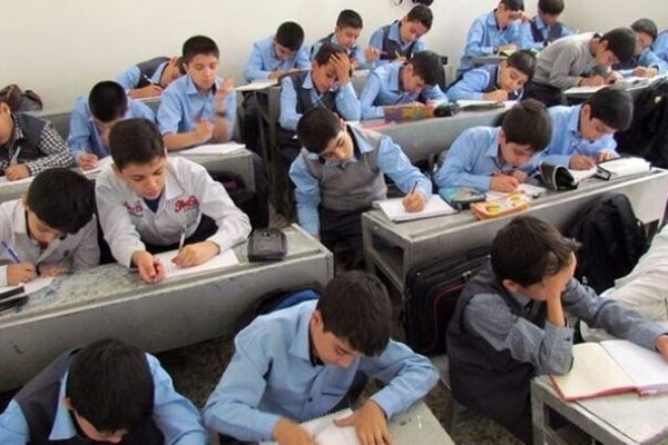 یک روان‌درمانگر کودک و نوجوان: سلامتِ روانِ دانش‌آموزان، زیربنای یادگیری است