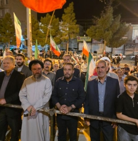 «فریاد خون‌خواهی مردم سرپل‌ذهاب آسمان شهر را لرزاند»