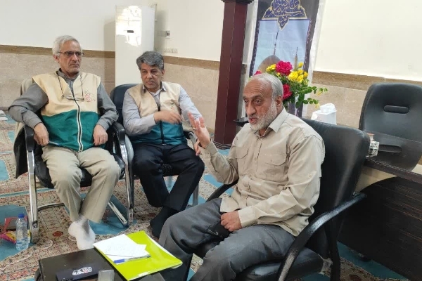 برگزاری نشست خادمیاران رضوی با حضور مدیر کانون‌های رضوی استان کرمانشاه در سرپل‌ذهاب