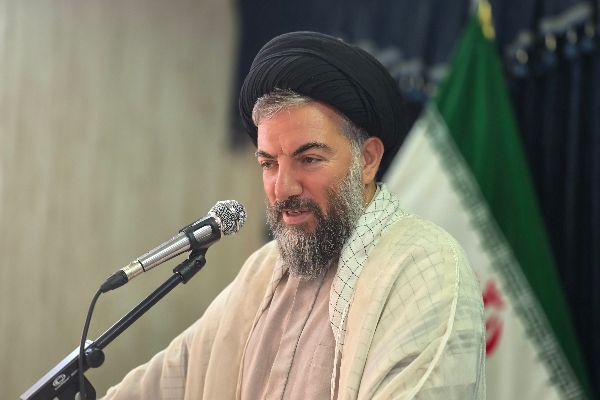 امام جمعه سرپل‌ذهاب: امروز حفظ وحدت، حضور در صحنه و حمایت از جبهه مقاومت وظیفه همگانی است