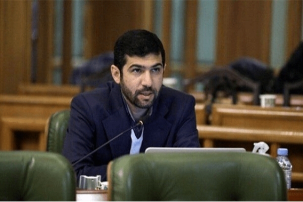 آخوندی: اقدامات مثبت زاکانی با مخالفت برخی اعضا مواجه می‌شود
