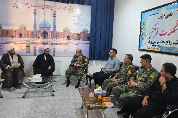 دیدار فرمانده تیپ ۷۱ پیاده مکانیزه ابوذر با امام جمعه سرپل‌ذهاب