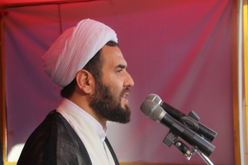 مبارزه با استکبار یک مبارزه قرآنی وهمیشگی است/ اجتماعات عظیم مسلمانان سبب تقویت روحیه وحدت اسلامی می شود