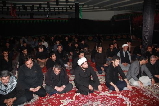 فریاد یا لثارات الحسین در صحن حرم مطهرطنین انداز شد/ عشق ودلدادگی به اهل بیت در قامت عزاداران
