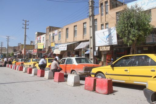 از نگرانی شهروندان تا کیسه دوخته شده رانندگان برای جیب مردم/ وقتی کرایه ها بدون اعلام مراجع ذیربط بالا می رود / با رانندگان متخلف برخورد خواهد شد