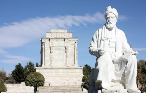 حکمت و بینش گسترده حکیم ابوالقاسم فردوسی مایه افتخار جهانیان است/ شاهنامه سند و عظمت زبان فارسي و گنجينه ادبيات ماست