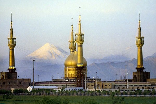 راه امام نجاتبخش ملتهای مظلوم جهان از چنگال استکباراست /لزوم تبیین اندیشه های امام راحل درجامعه