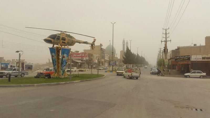 گرد و خاک دید افقی را در سرپلذهاب به 500 متر کاهش داد/ تداوم گرد و خاک تا روز شنبه 
