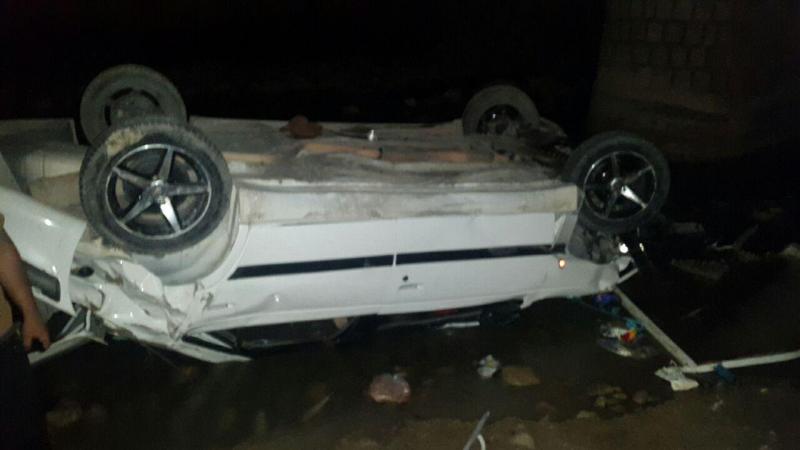 سقوط یک دستگاه پژوپارس در رودخانه الوند 