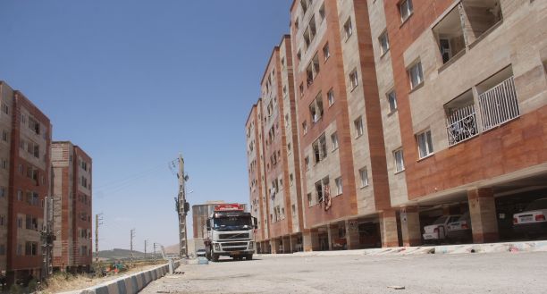رفع کمبودهای مسکن مهرشهرستان نیازمند تدبیر مسئولین است / از عدم واگذاری سند مالکیت تا کمبودهای اساسی در ساختمان ها وفضای شهرک ها