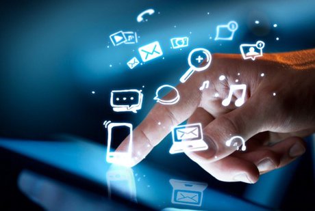 فضای مجازی و تأثیران بر شخصیت افراد و بنیان خانواده 