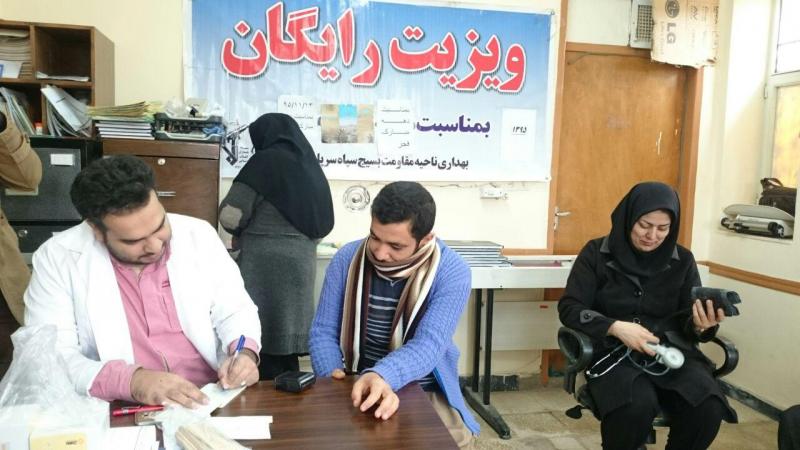 ویزیت و داروی رایگان روستای نقاره کوب باهمکاری بسیج جامعه پزشکان در دهه مبارک فجر