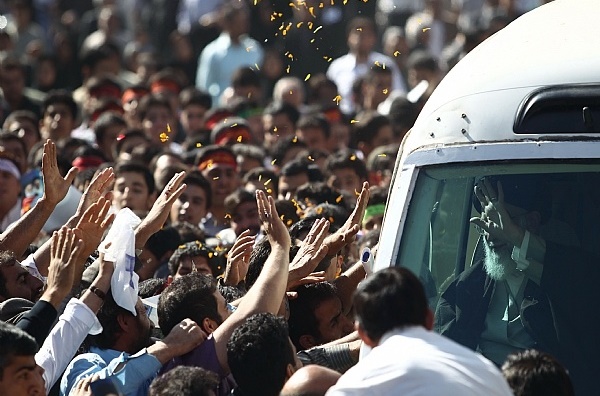 روایتی از بوسیدن روی ماه