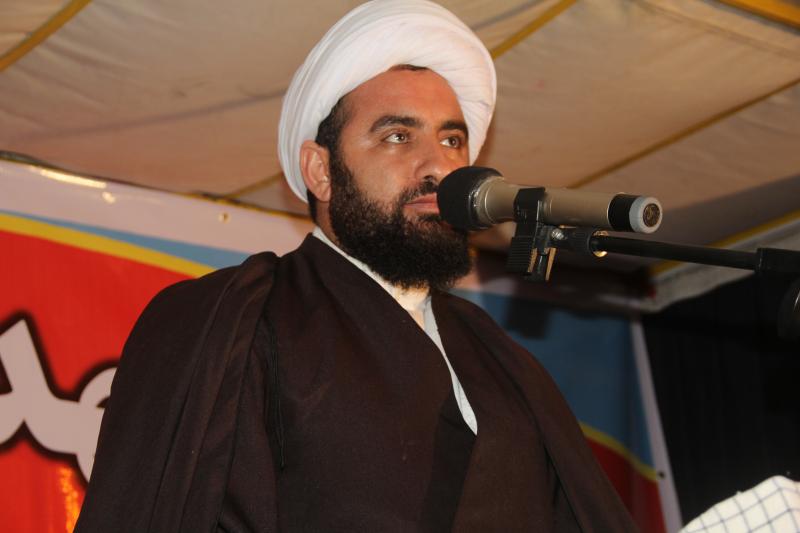 دشمنی آمریکا بخاطر مخالفت با اسلام و انقلاب است / فرهنگ ایثار و شهادت راه مقابله با دشمن و جلوگیری از تغییر سبک زندگی اسلامی است 