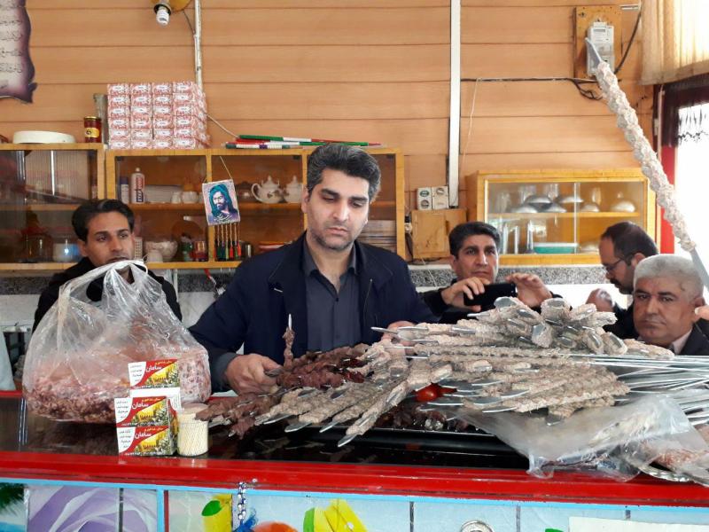 دامپزشکی کرمانشاه بر غذاخوری های طاقبستان نظارت مستمر می کند