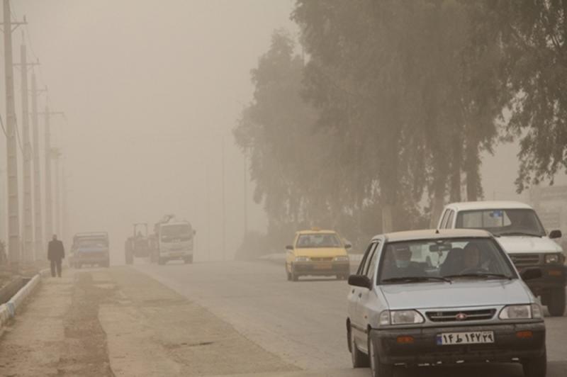 گرد و غبار دید افقی در قصرشیرین را به یک هزار و 500 متر کاهش داد