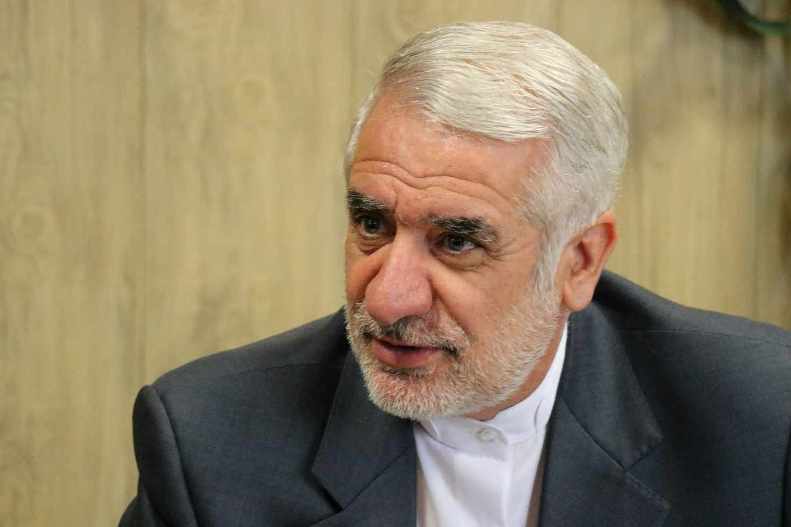 آمریکا با هیاهوی خروج از برجام بدنبال امتیاز است