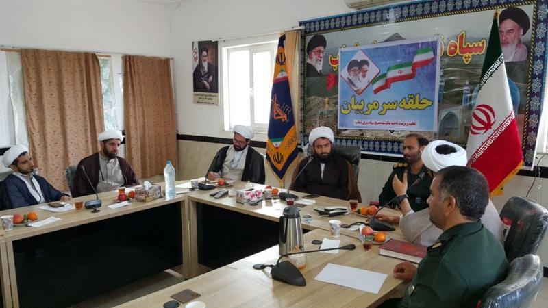 حضور مهم بسیجیان و صالحین در کمک رسانی به مردم زلزله زده شهرستان/ مساجد مهمترین جایگاه جهت انجام فعالیت های بسیج است