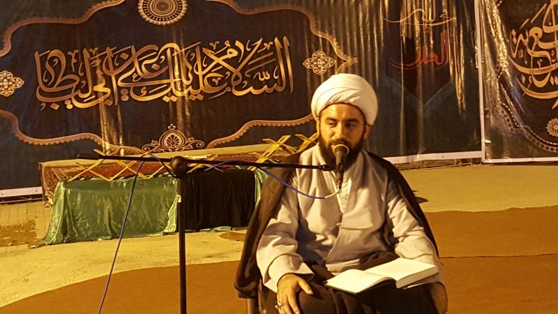 در شب لیالی قدر درهای رحمت الهی بر روی مومنین گشوده می شود