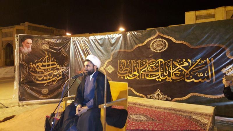 شب قدر شبی برتر از هزار ماه است/ نقش امتحان الهی درتحمل سختی ها 
