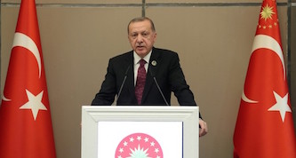 ‍ پ اردوغان: ترکیه درمقابل آمریکا عقب‌نشینی نمی‌کند