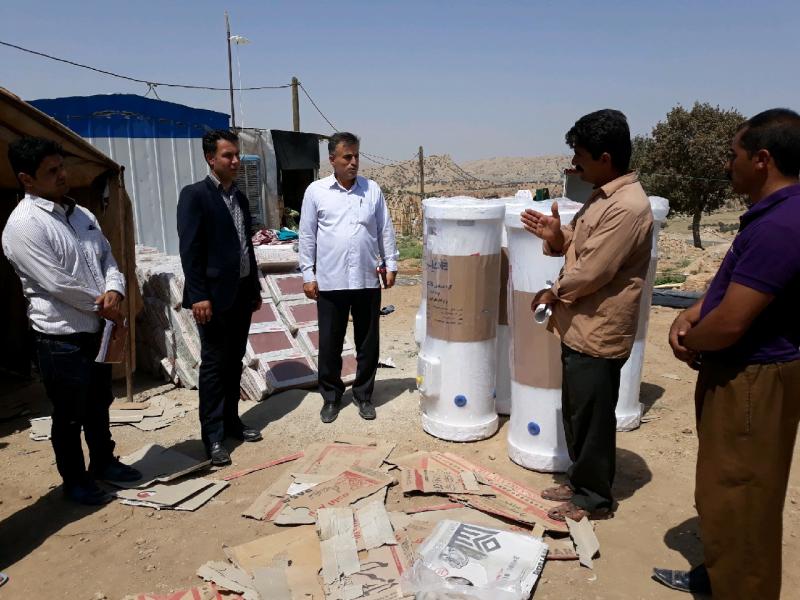توزیع 8 پک مصالح ساختمانی بین مددجویان روستای کفروسلمان بخش مرکزی شهرستان