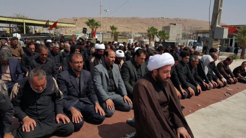اقامه نمازجماعت ظهر عاشورا درجوار مزار مطهر احمدابن اسحاق (ره) سرپلذهاب / انجام معروف ترین معروفها به تاسی از شهید راه امر به معروف ونهی ازمن