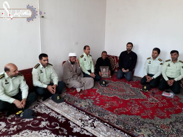 دیدار با خانواده شهدا سرپلذهاب در هفته ناجا