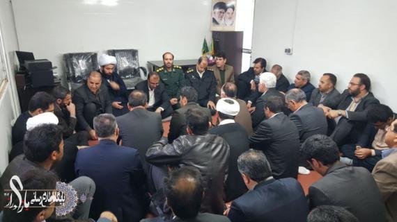 دیدار فرماندار و جمعی از مسئولین ادارات شهرستان سرپل ذهاب با امام جمعه این شهرستان حجت الاسلام جواد فاطمی نسب بمناسبت  چهلمین سالگرد پیروزی انقلاب اسلامی و دهه فجر 