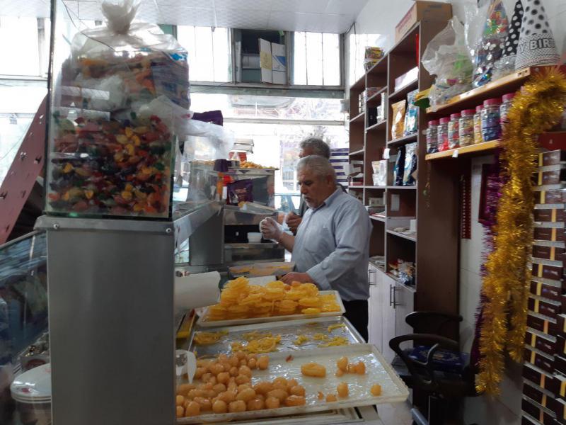 حال و هوای شهرستان زلزله زده سرپل ذهاب در ماه مبارک رمضان/از فروش حلیم افطاری تا عرضه انواع میوه و زولبیا در بازار شهرستان