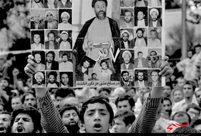شهدای ۷تیر باخون خود نهال نوپای انقلاب اسلامی را آبیاری نمودند/ حفظ کرامت انسانی و کاهش زندانیان کیفری از برنامه های دادگستری شهرستان بوده است